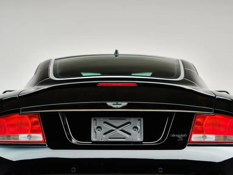 2006 Aston Martin Vanquish 1st Gen - Image 26 of 31