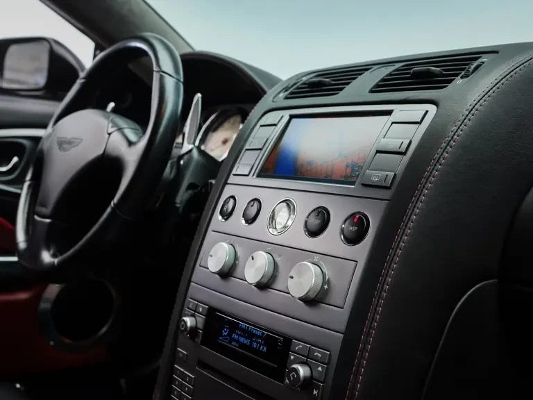 2006 Aston Martin Vanquish 1st Gen - Image 12 of 31
