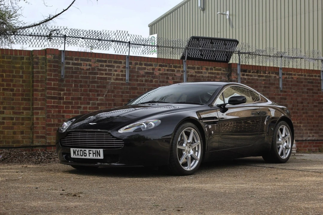 2006 Aston Martin V8 Vantage (2006-2017) - Image 15 of 30