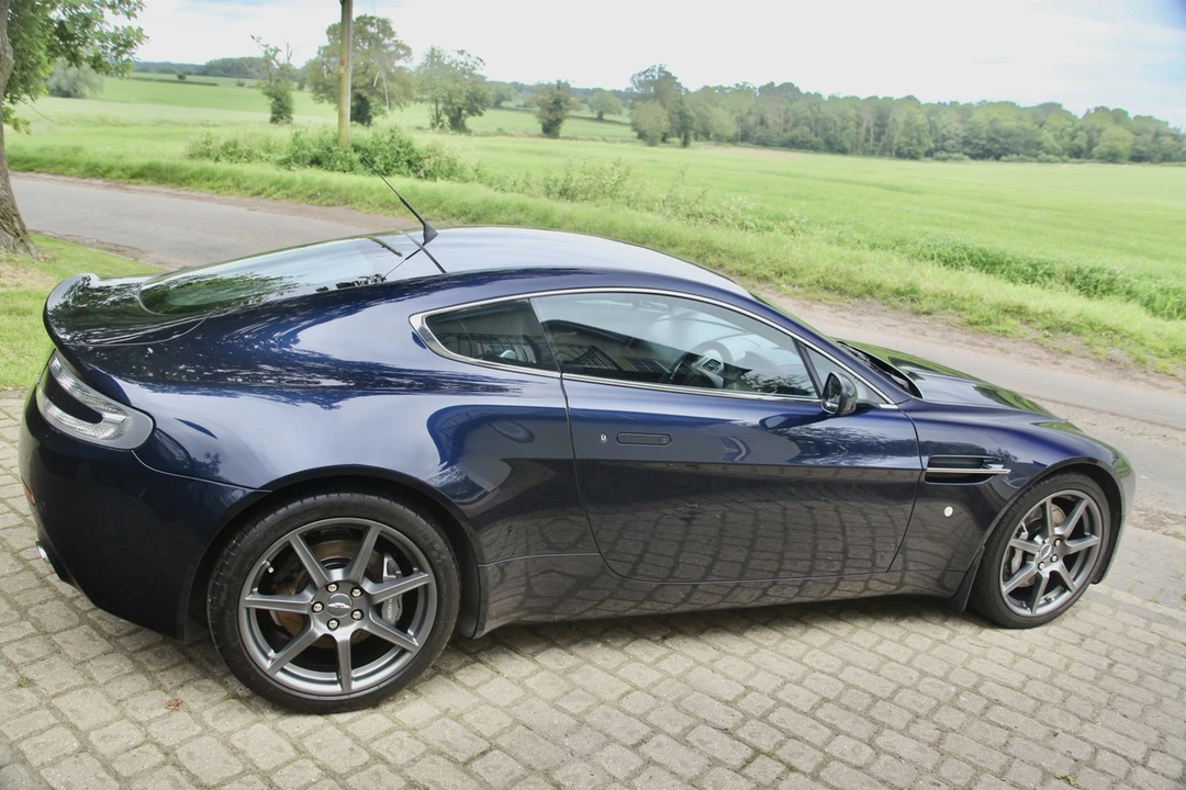 2006 Aston Martin V8 Vantage (2006-2017) - Image 6 of 30