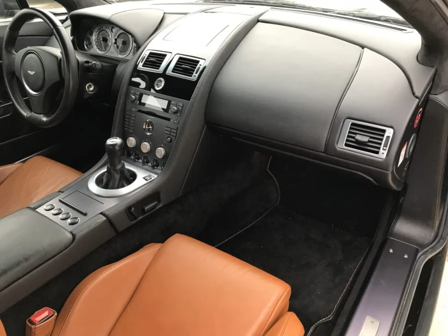 2006 Aston Martin V8 Vantage (2006-2017) - Image 5 of 11