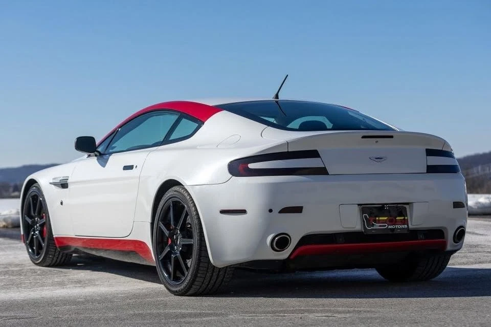 2006 Aston Martin V8 Vantage (2006-2017) - Image 18 of 20