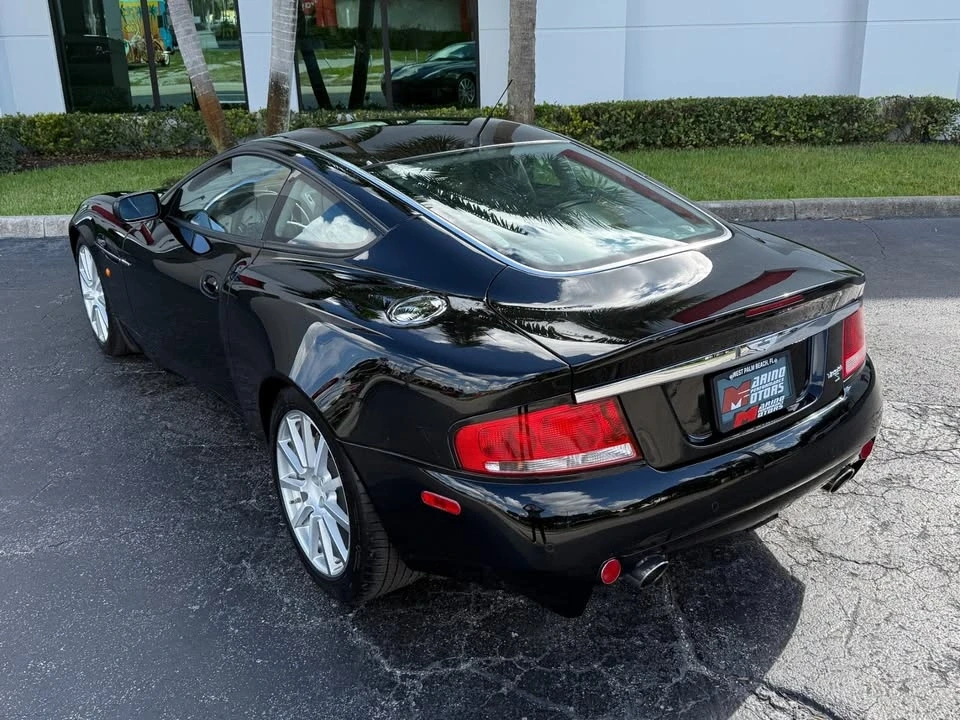 2006 Aston Martin Vanquish 1st Gen - Image 11 of 16