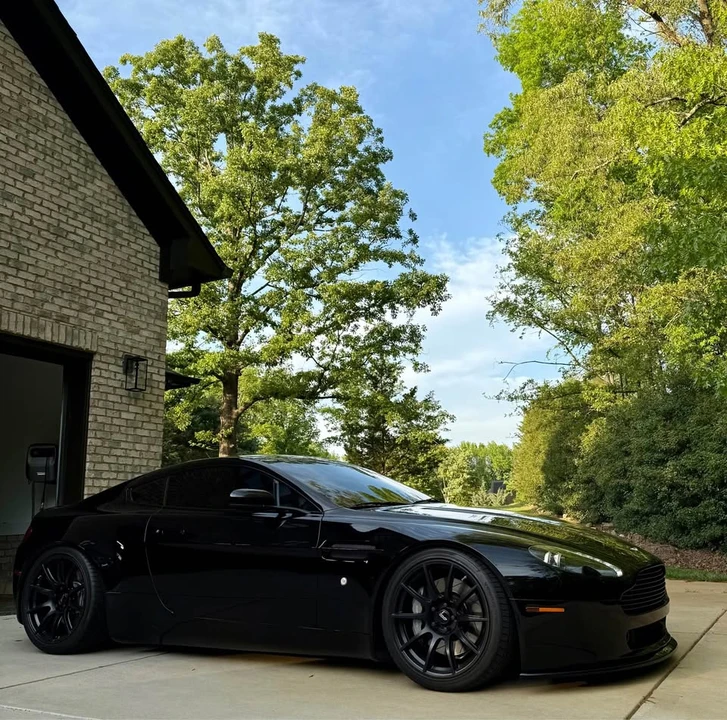 2006 Aston Martin V8 Vantage (2006-2017) - Image 7 of 14