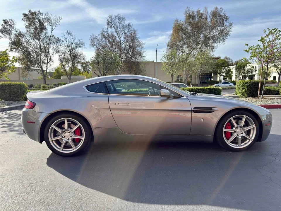 2006 Aston Martin V8 Vantage (2006-2017) - Image 11 of 20