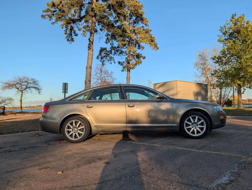 2006 Audi - Image 11 of 19