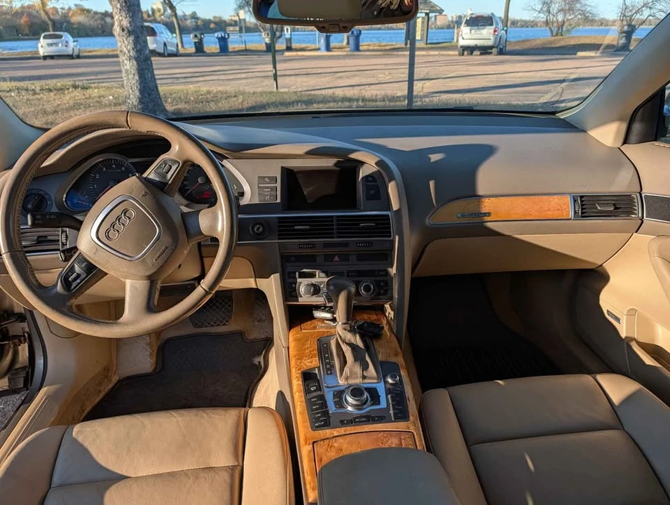 2006 Audi - Image 14 of 19