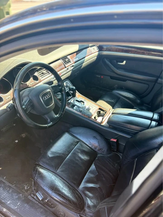 2006 Audi D3 A8 - Image 10 of 10