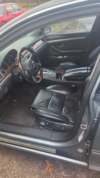 2006 Audi D3 A8 - Image 2 of 9