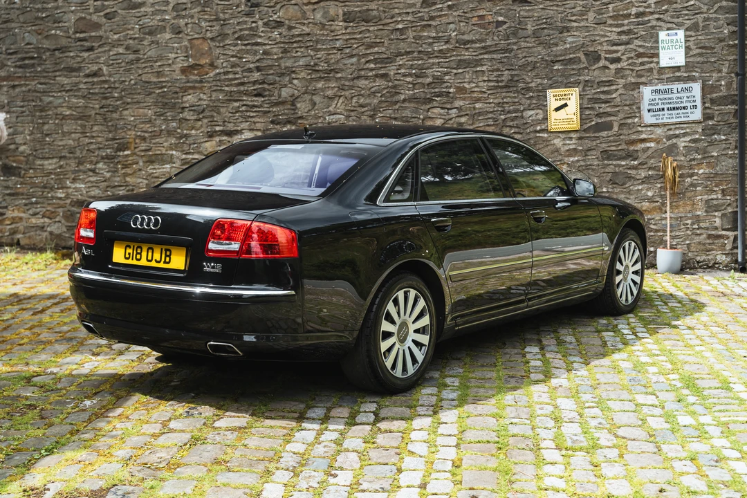 2006 Audi D3 A8 - Image 5 of 31