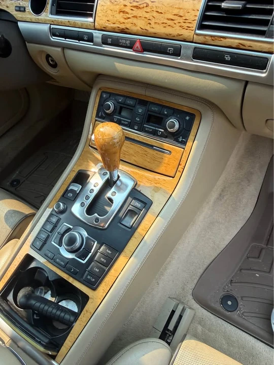 2006 Audi D3 A8 - Image 6 of 6