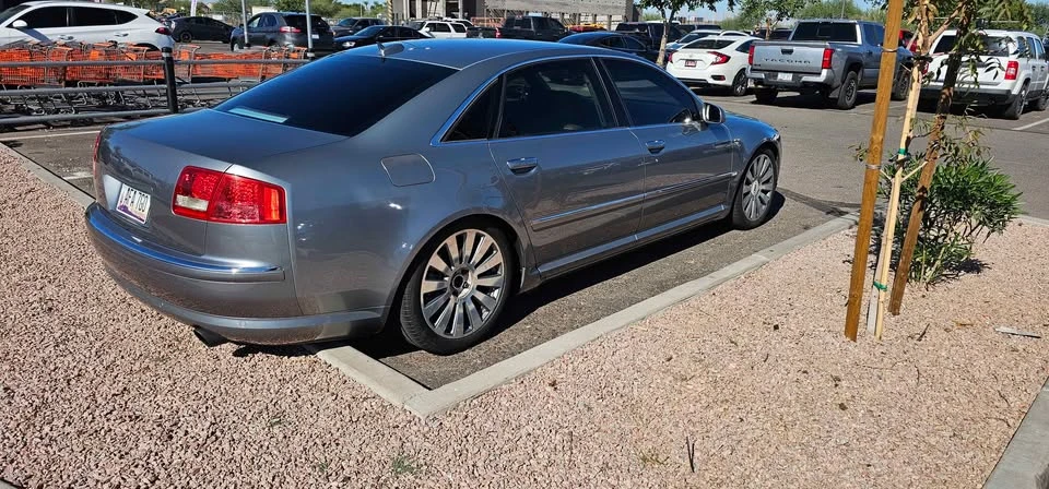 2006 Audi D3 A8 - Image 2 of 2