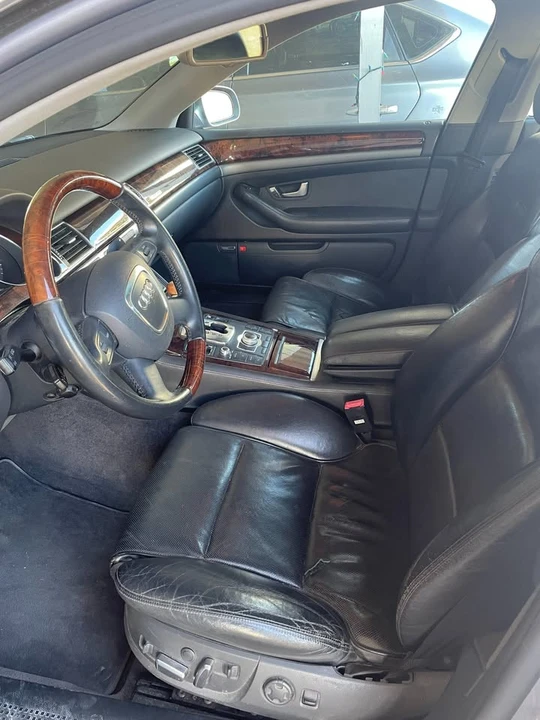 2006 Audi D3 A8 - Image 3 of 4