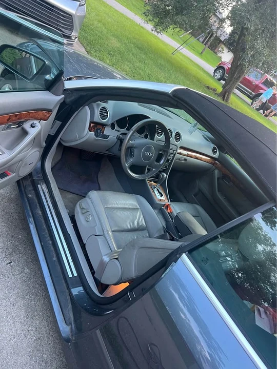 2006 Audi Coupe & Cabriolet - Image 5 of 7