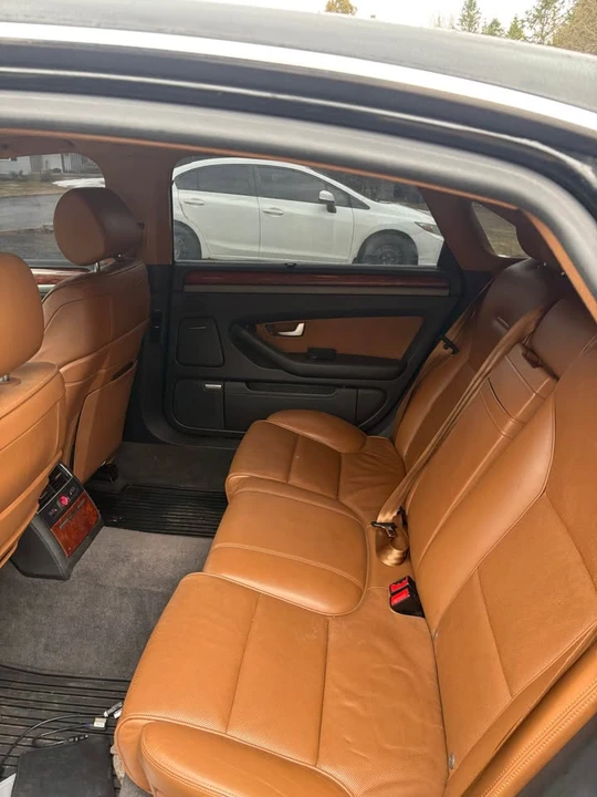 2006 Audi D3 A8 - Image 10 of 12