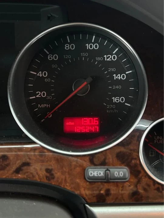 2006 Audi D3 A8 - Image 11 of 11