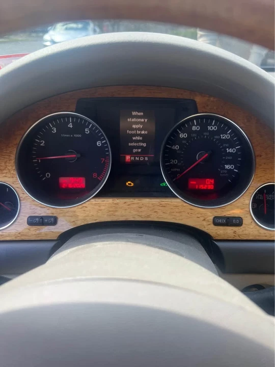 2006 Audi D3 A8 - Image 9 of 10