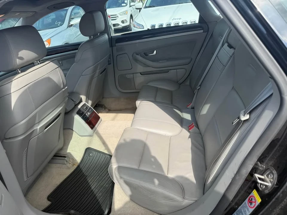 2006 Audi D3 A8 - Image 3 of 10