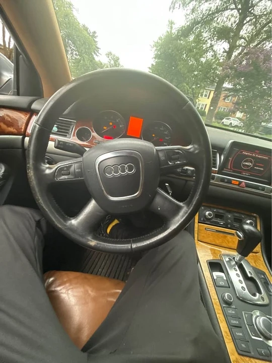 2006 Audi D3 A8 - Image 3 of 4