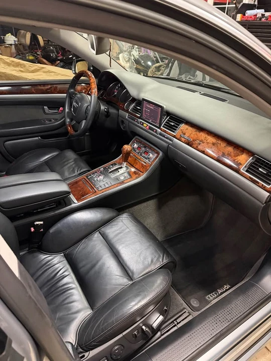 2006 Audi D3 A8 - Image 7 of 10