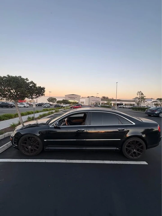 2006 Audi D3 A8 - Image 2 of 10