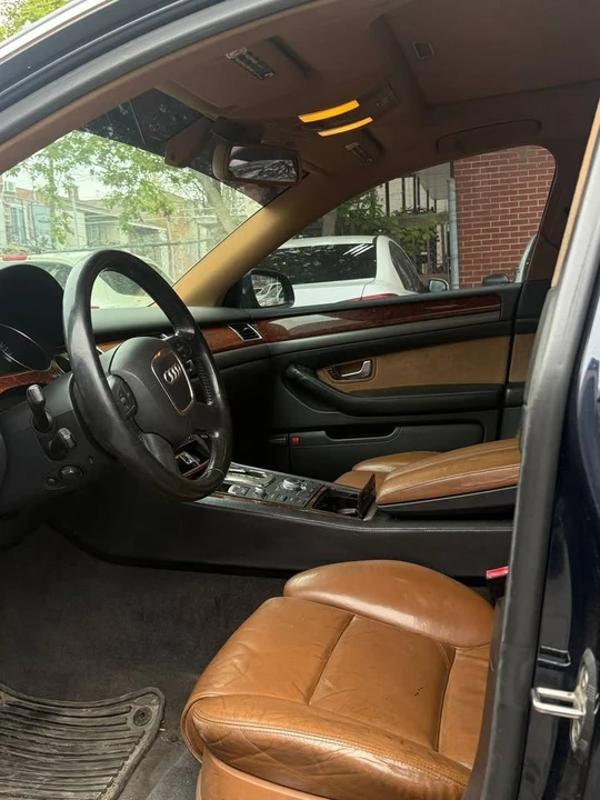 2006 Audi D3 A8 - Image 8 of 10