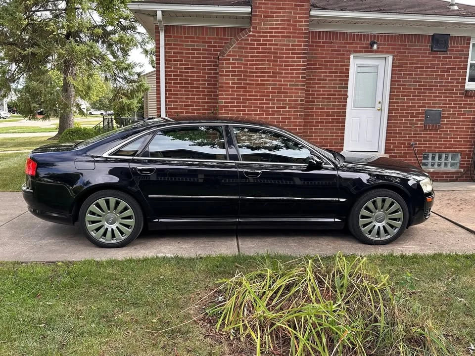 2006 Audi D3 A8 - Image 2 of 9