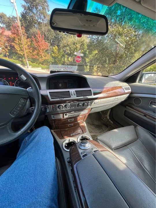 2006 BMW E65/E66 750i & 760i Sedan - Image 9 of 9