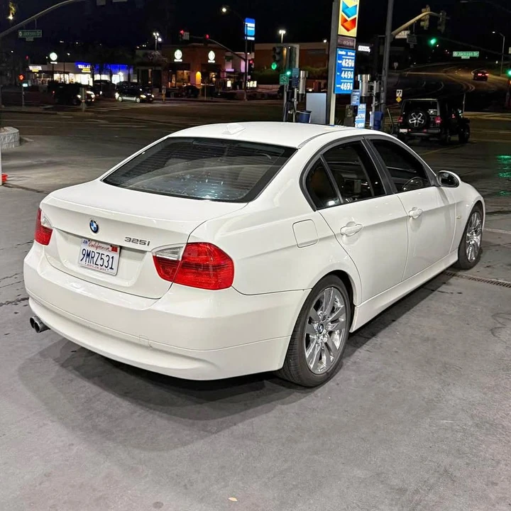 2006 BMW E90 3 Series Sedan - Image 2 of 14