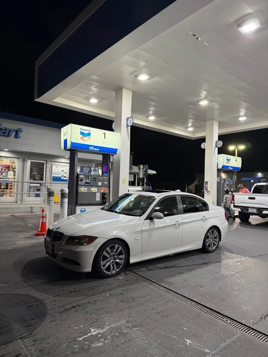 2006 BMW E90 3 Series Sedan - Image 5 of 14