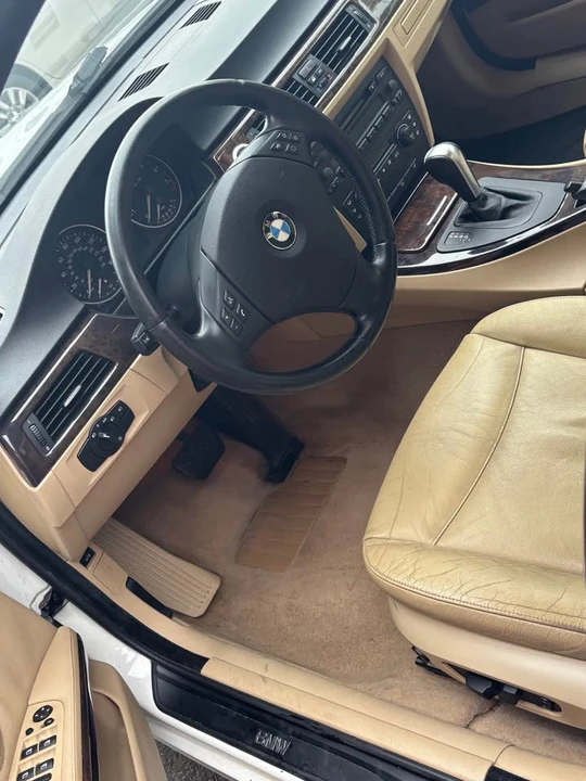 2006 BMW E90 3 Series Sedan - Image 6 of 9