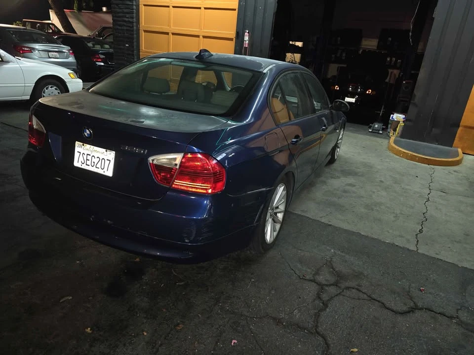 2006 BMW E90 3 Series Sedan - Image 2 of 7