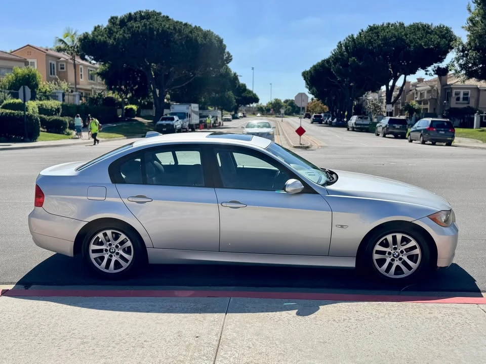 2006 BMW E90 3 Series Sedan - Image 2 of 13