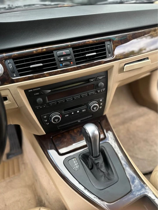 2006 BMW E90 3 Series Sedan - Image 8 of 11