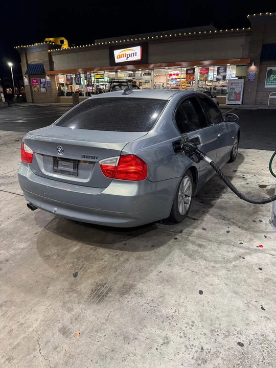 2006 BMW E90 3 Series Sedan - Image 2 of 4