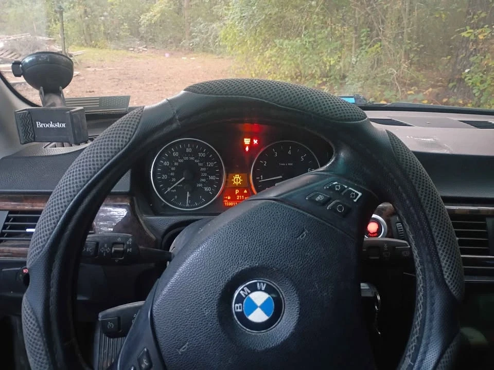 2006 BMW E90 3 Series Sedan - Image 3 of 4