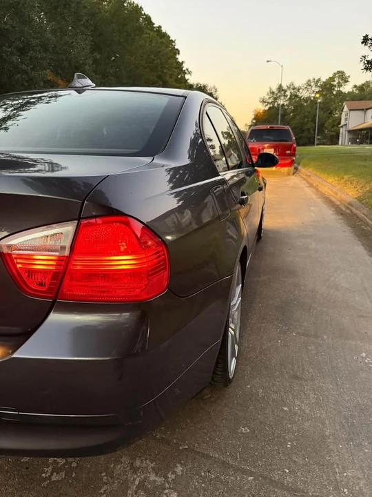 2006 BMW E90 3 Series Sedan - Image 10 of 18