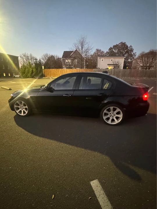2006 BMW E90 3 Series Sedan - Image 2 of 13