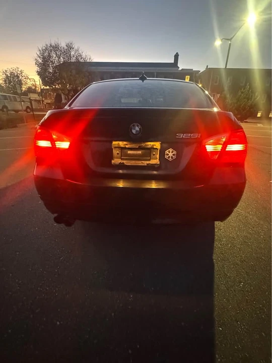 2006 BMW E90 3 Series Sedan - Image 9 of 13