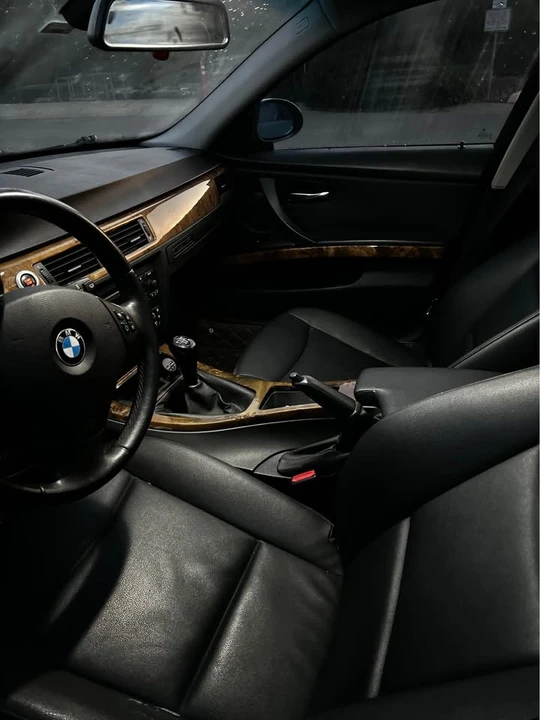2006 BMW E90 3 Series Sedan - Image 7 of 11