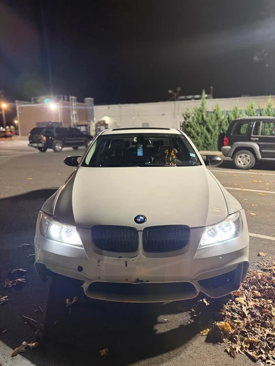 2006 BMW E90 3 Series Sedan - Image 2 of 12