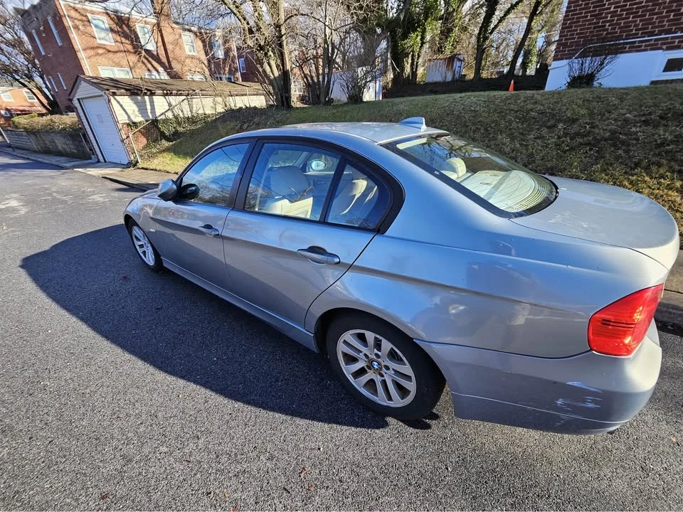 2006 BMW E90 3 Series Sedan - Image 2 of 12
