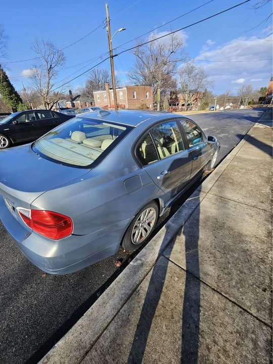 2006 BMW E90 3 Series Sedan - Image 9 of 12