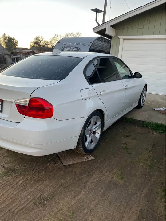 2006 BMW E90 3 Series Sedan - Image 3 of 7