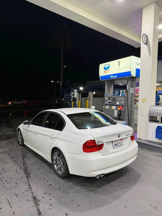 2006 BMW E90 3 Series Sedan - Image 2 of 13