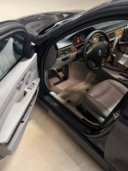 2006 BMW E90 3 Series Sedan - Image 10 of 16