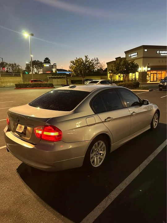 2006 BMW E90 3 Series Sedan - Image 3 of 9