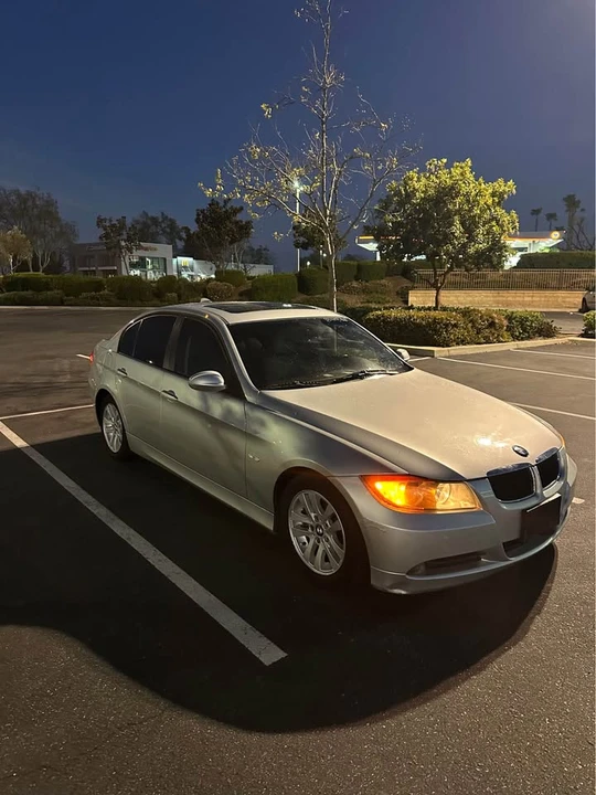 2006 BMW E90 3 Series Sedan - Image 2 of 9