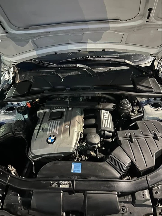 2006 BMW E90 3 Series Sedan - Image 9 of 9