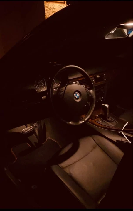 2006 BMW E90 3 Series Sedan - Image 3 of 8